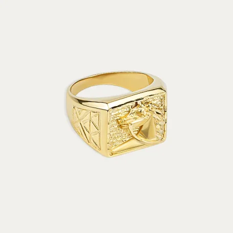 Sello Oro 18k Cuadrado Caballo Yellowstone Lateral